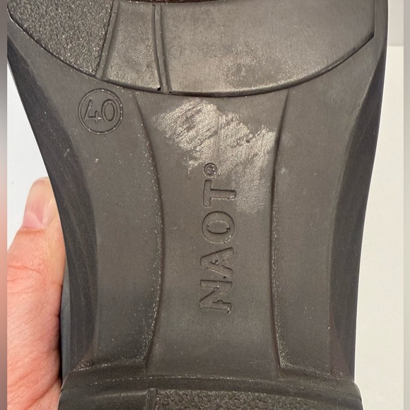 Naot Angin Black leather/suede nubuck women’s Slip-On Loafers size 9 - Picture 13 of 14